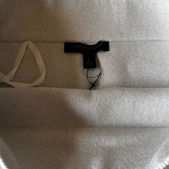 Banana Republic Silver Sparkle Pencil Skirt - Picture 2 of 2